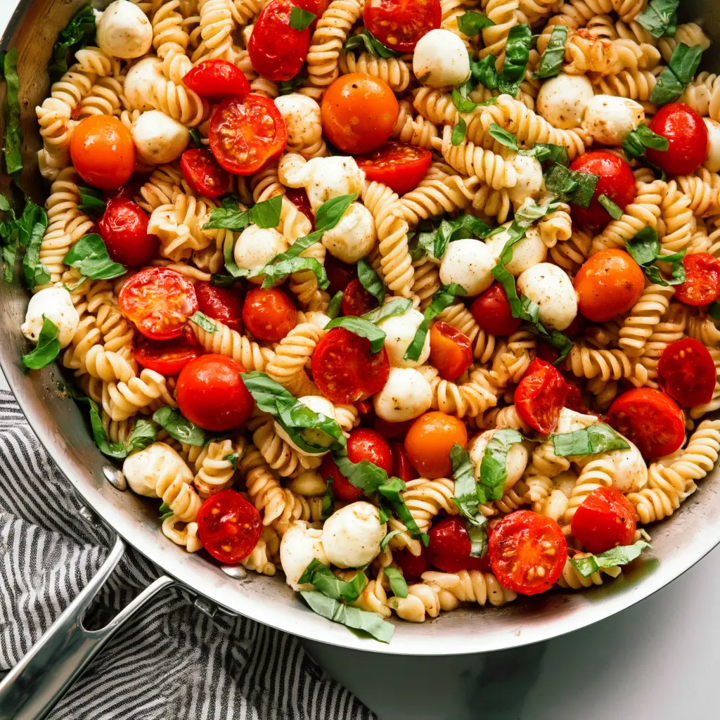 caprese pasta salad