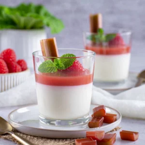 rhubarb panna cotta